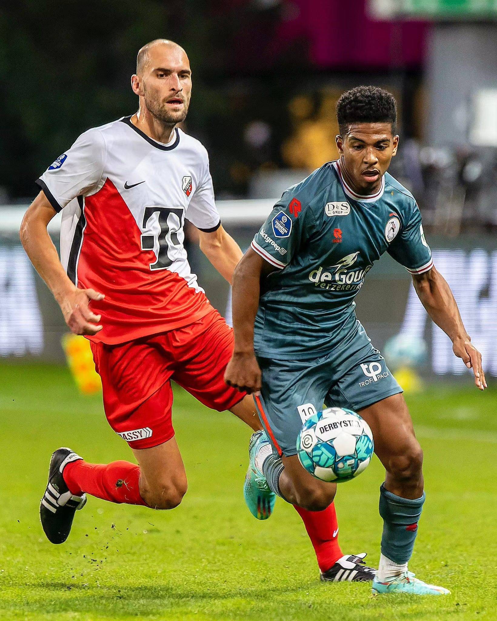 办赛人员的 办赛人员的